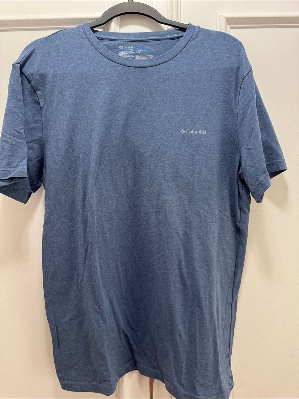 Columbia Men's Short Sleeve Tee in Slate Blue